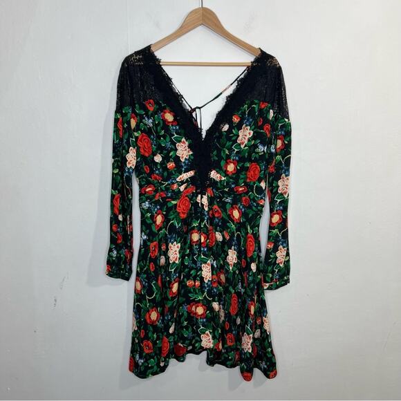 NWT Anthropologie Lacy V-Neck Mini Dress in Black Floral Motif Women’s Size 14 - Picture 16 of 16